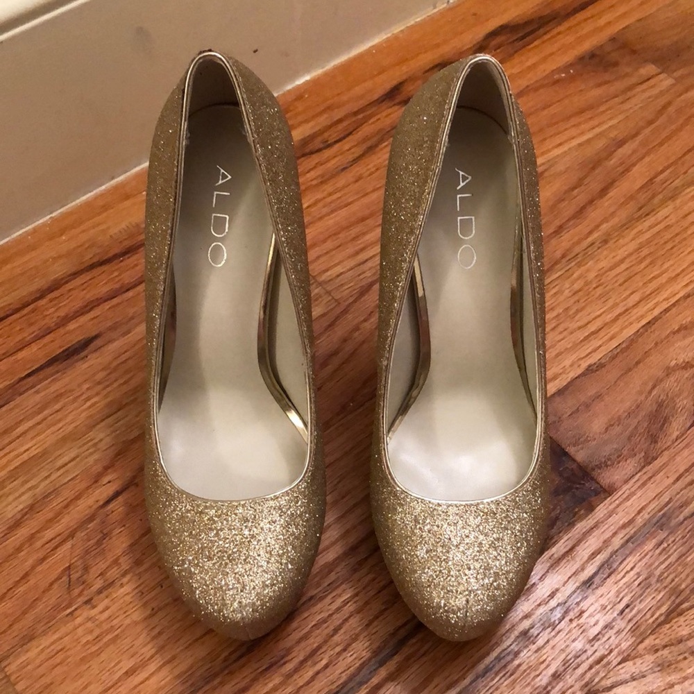 Aldo Gold Glitter Pumps - NEVER WORN - Picture 3 of 5